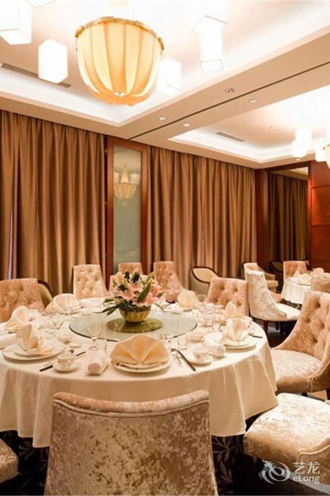 Bavaria City Hotel Beihai Bagian luar foto