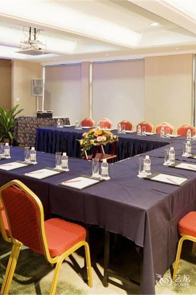 Bavaria City Hotel Beihai Bagian luar foto